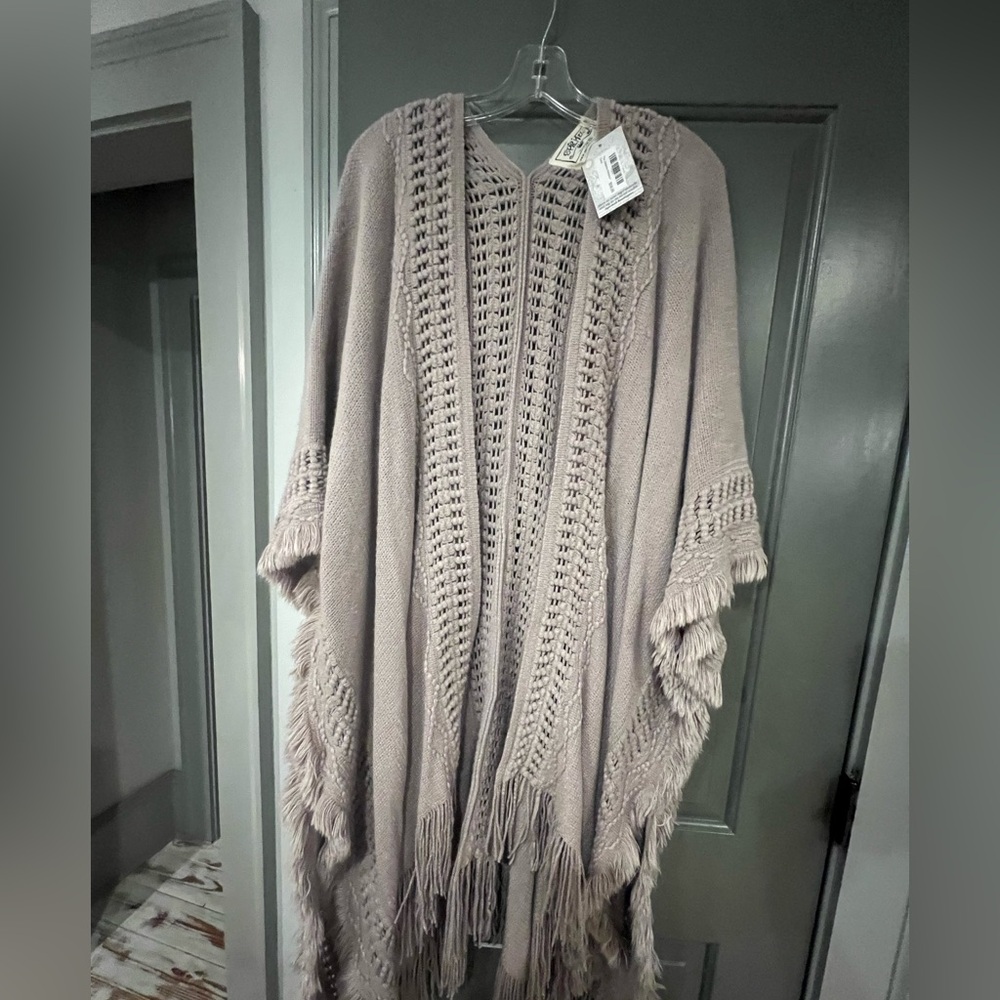 Spirited Boho Grey Taupe Fringed Kimono
